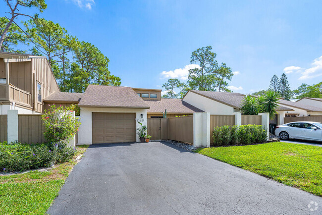 Building Photo - 12621 Shady Pines Ct Rental