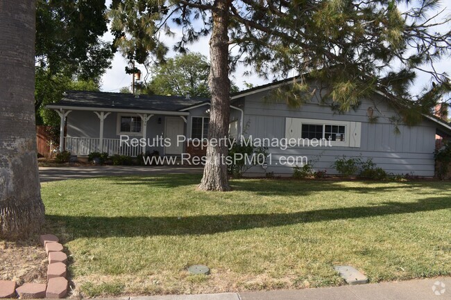 Building Photo - Adorable 4 bedroom in Citrus Heights! Comi... Rental