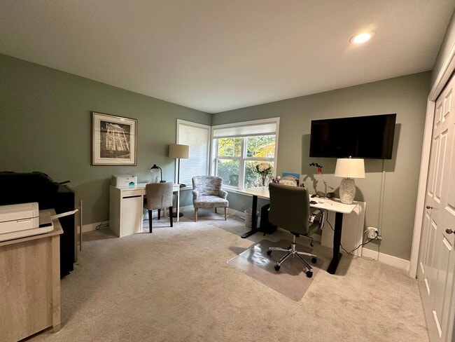 Photo - 9048 Gleneagle Dr