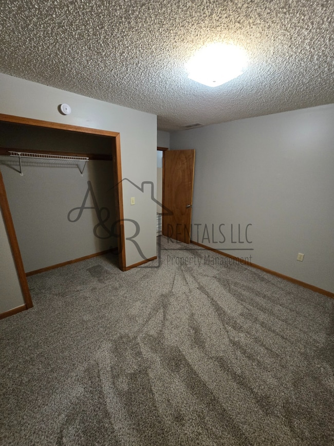Photo - 215 W Forest St