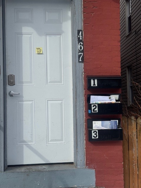 Photo - 467 N Evans St