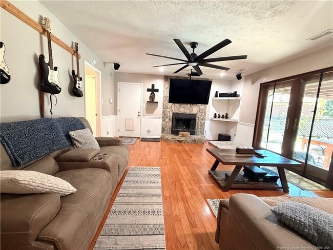Photo - 1030 Rim Rd