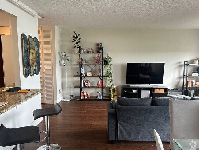 Building Photo - 872 Massachusetts Ave Unit 410 Rental