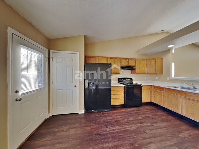 Photo - 1137 Thornwood Dr