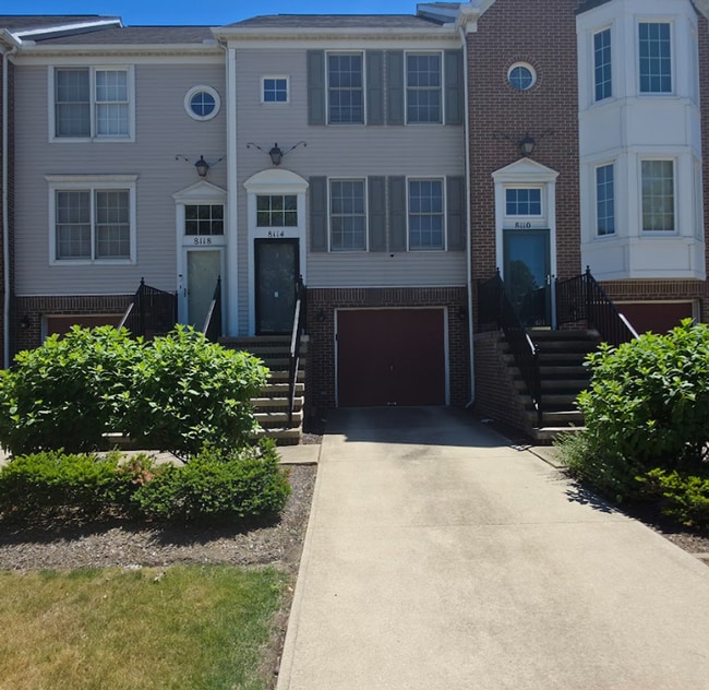Building Photo - Single Family Home 2 beds 1 bath Available Now!