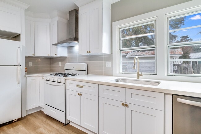 Photo - 511 Ray Ave Unit 511 0.5