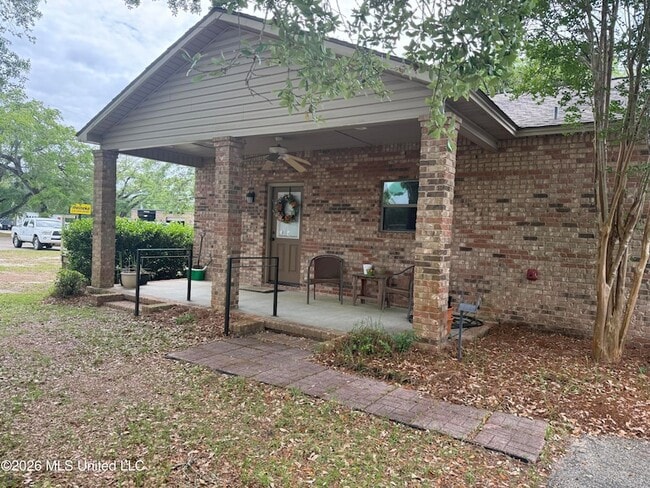 Photo - 4294 Popp's Ferry Rd