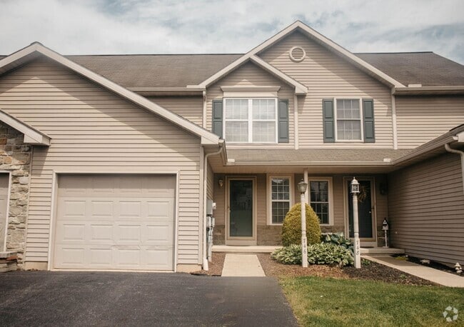 Building Photo - 746 Mt Gretna Rd Rental