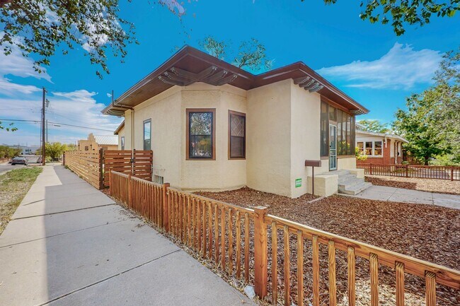 Photo - Historic Bungalow 4 Bedroom 3 (3/4) baths ...