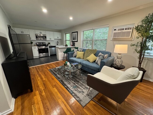 Photo - Lakeview Apartments