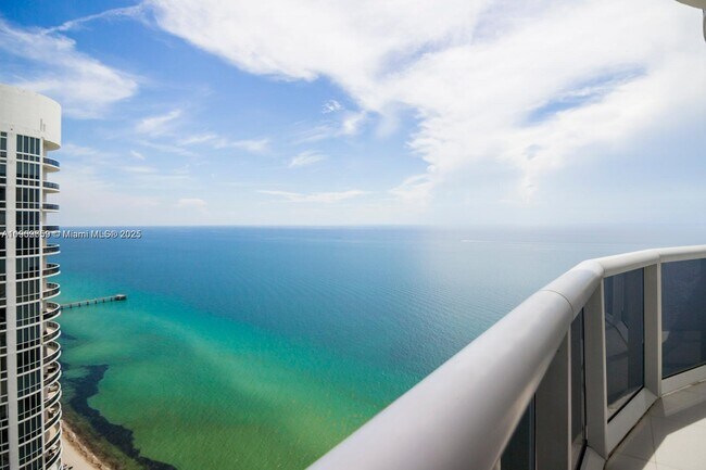 Photo - 15901 Collins Ave Unit 4002