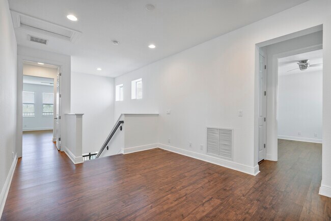 Photo - 11983 NW 82nd St