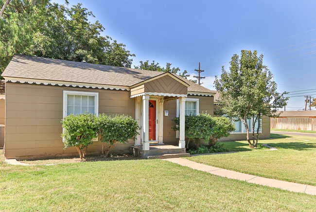 Photo - 2517 33rd St