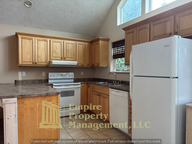 1601 Main St Unit C