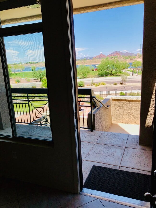 Building Photo - 425 W Rio Salado Pkwy Rental