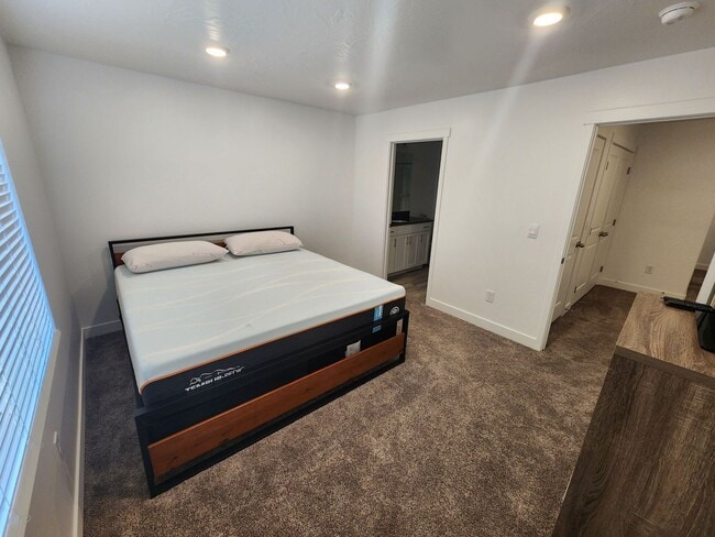 Photo - 506 S May Dr Unidad #1 Master