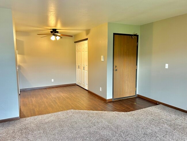 Photo - 2520 S Kerry Lane
