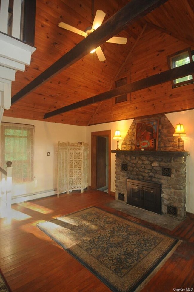 38 Horse Shoe Bend Rd