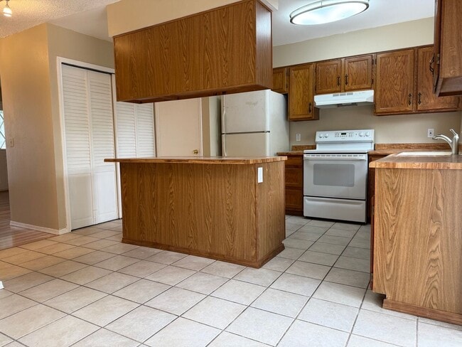 Photo - 2907 W 81st Ave