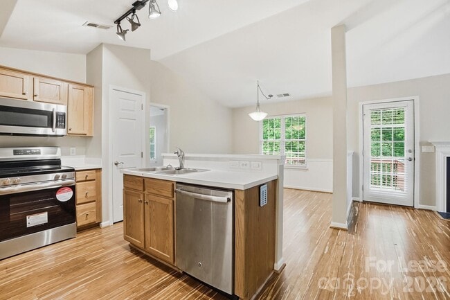 Photo - 2830 Black Walnut Ln