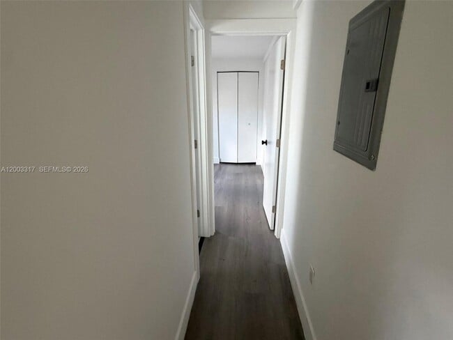 Photo - 628 SW 21st Ave Unit 2