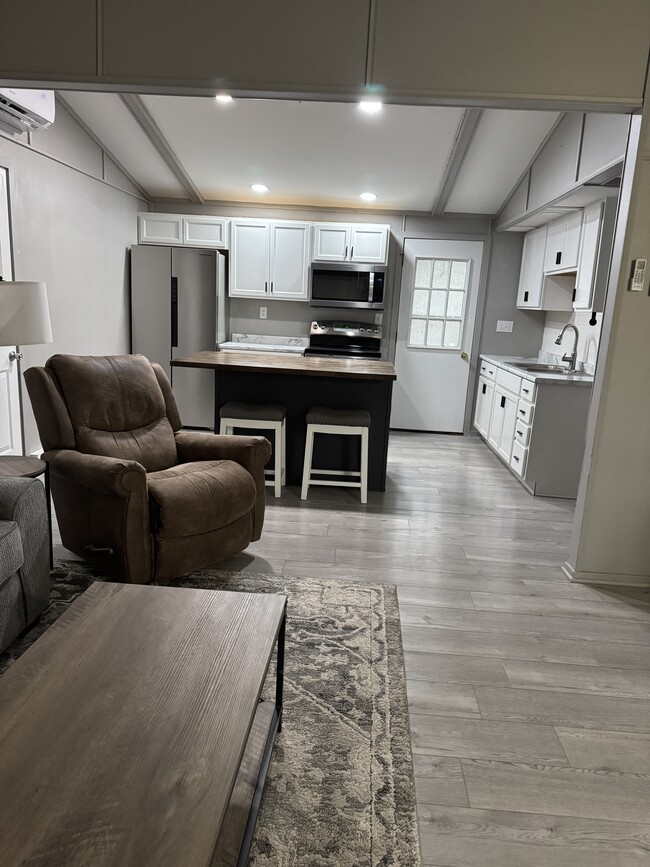 Photo - 508 E Emmons St Unit 508 E Emmons St