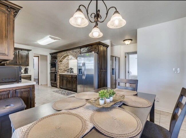 Photo - 7624 S Erie Ave