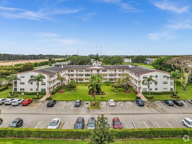 Building Photo - 576 Fanshaw N Unit 576 Rental
