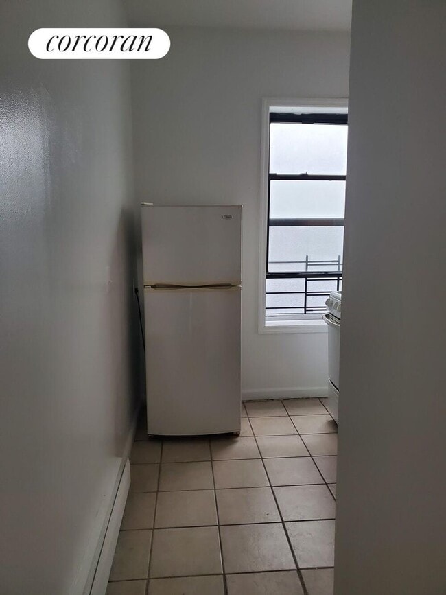 Photo - 295 Broadway