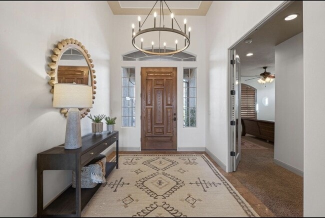 Photo - VIEWS AND FURNISHED