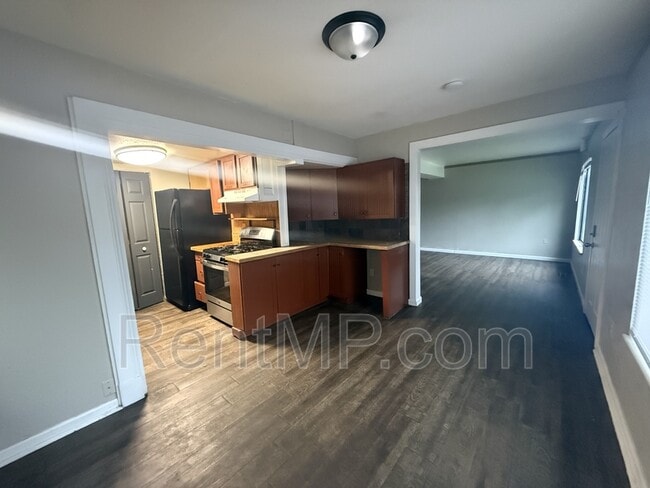 Photo - 1825 South Dr