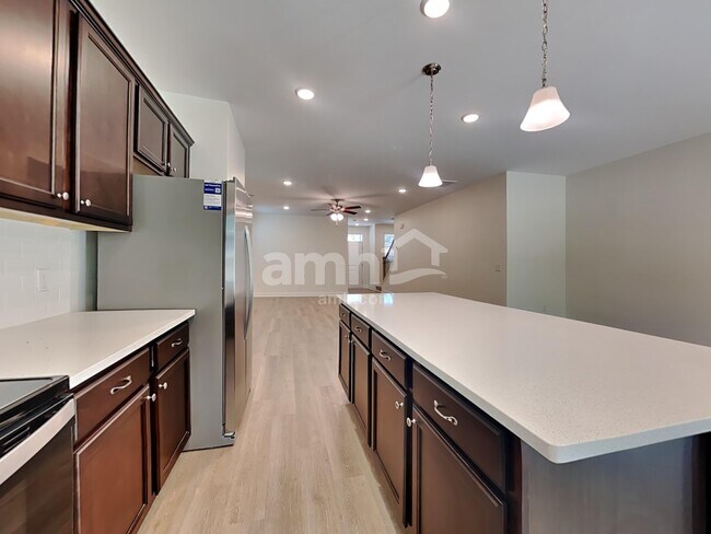 Photo - 1950 Weeping Cypress Dr