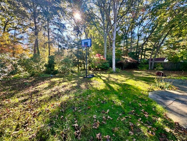 Photo - 68 Sycamore Cir