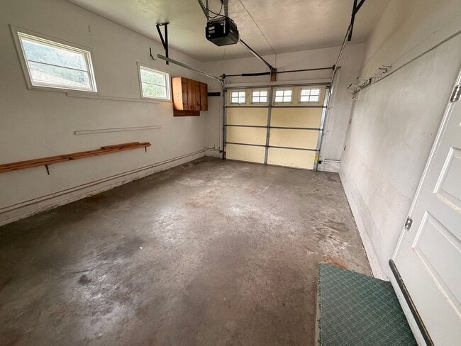 Photo - 710 S 67th Ave