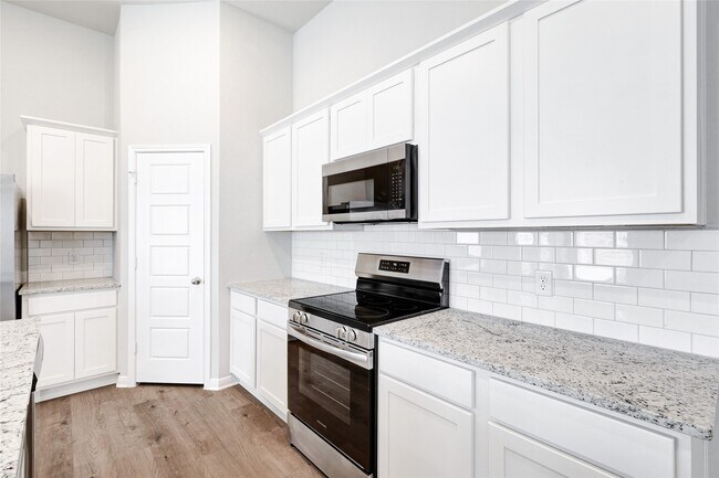 Photo - 324 Nespral Dr Condo