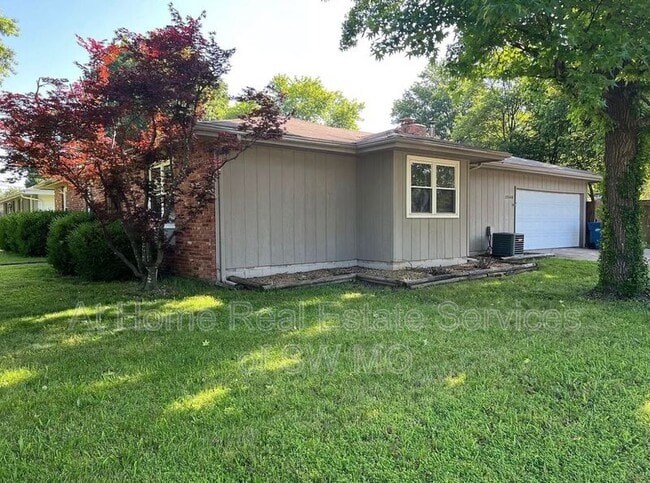 Photo - 2546 S McCann Ave