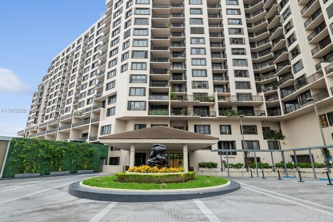 Photo - 540 Brickell Key Dr Unidad 504