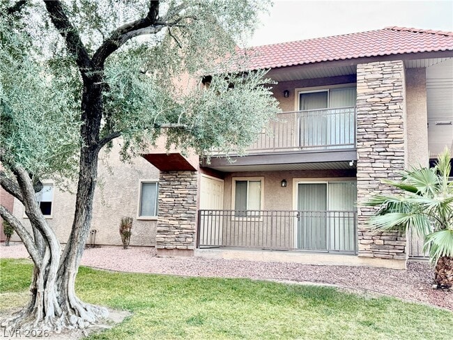 Building Photo - 5000 Indian River Dr Unit 484
