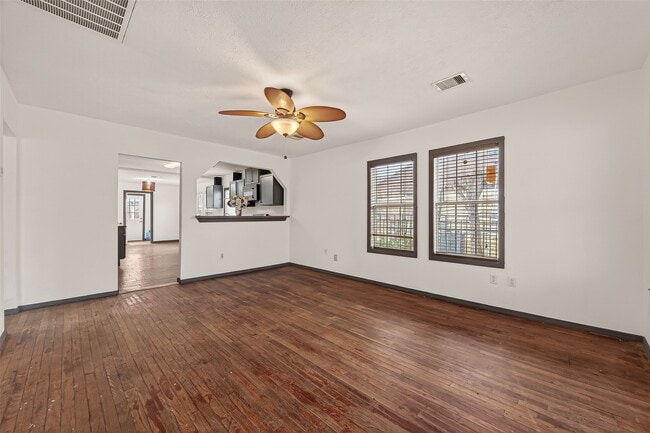 Photo - 1110 11th St