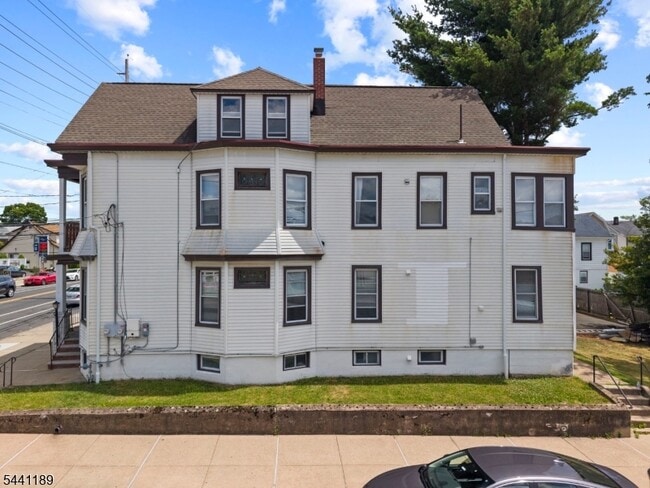 Photo - 315 Haledon Ave