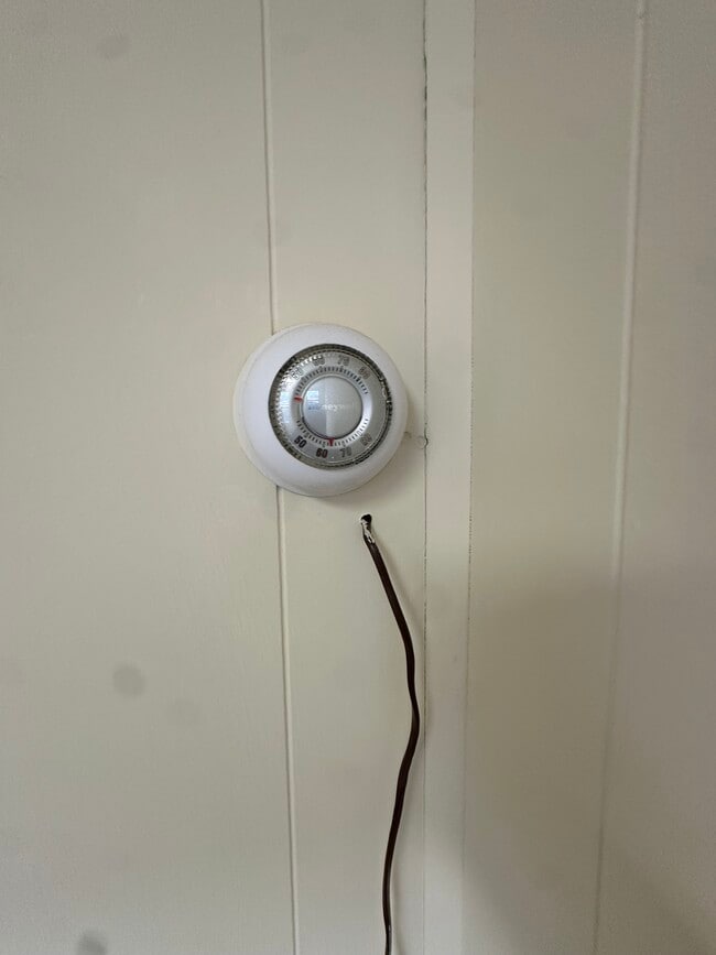 Building Photo - 818 22nd St