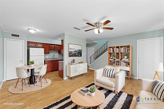 Photo - 2208 Mission Hill Dr