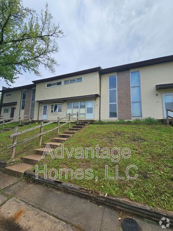 Building Photo - 829 N 70th Terrace Rental