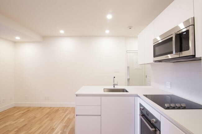 Photo - 5554 Rue Snowdon Unité 001A