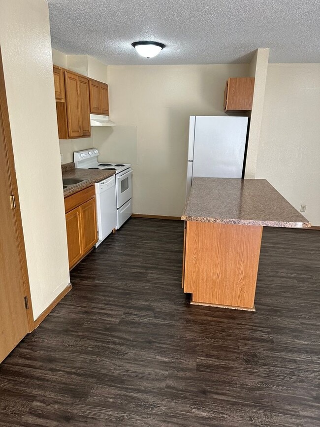 Photo - Four Bedroom Apartment Unit 303