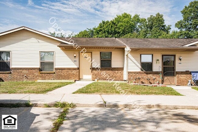 Photo - 303 Autumn Hills Dr