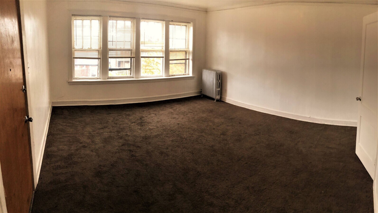 Photo - 1200 W 64th St Unidad 1