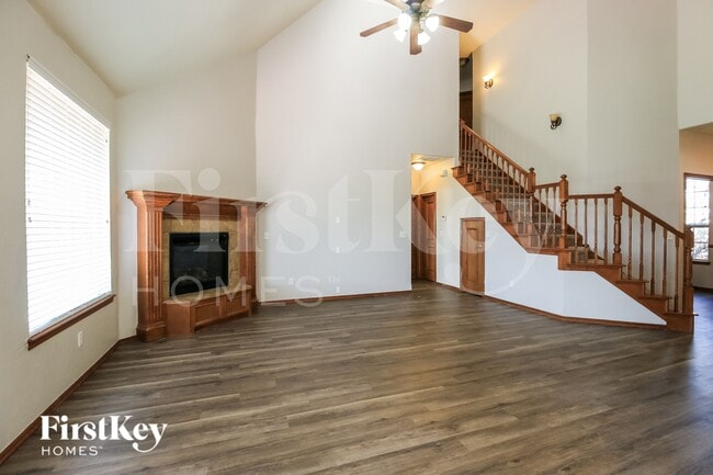 Photo - 13909 Korbyn Dr