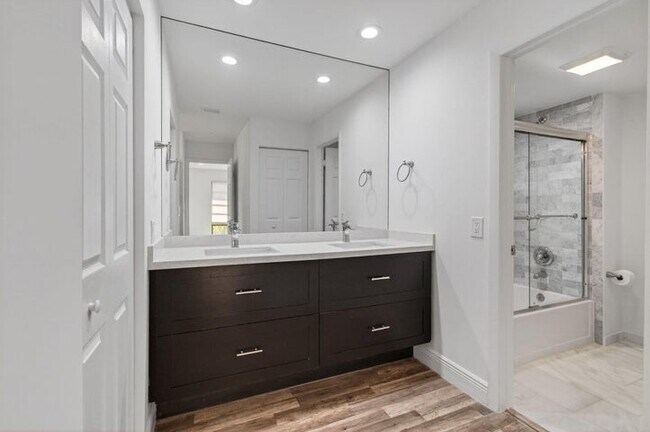 Photo - 8536 Casa del Lago Unit 49-B