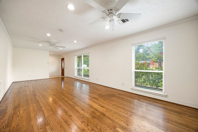 Photo - 9762 Tappenbeck Dr